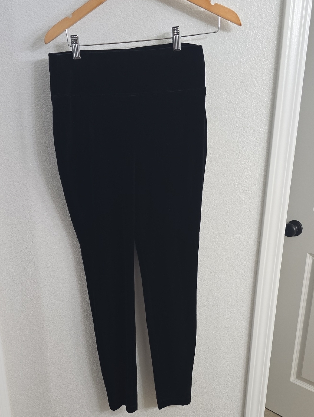INC Women's Black Stretch Ponte Leggings